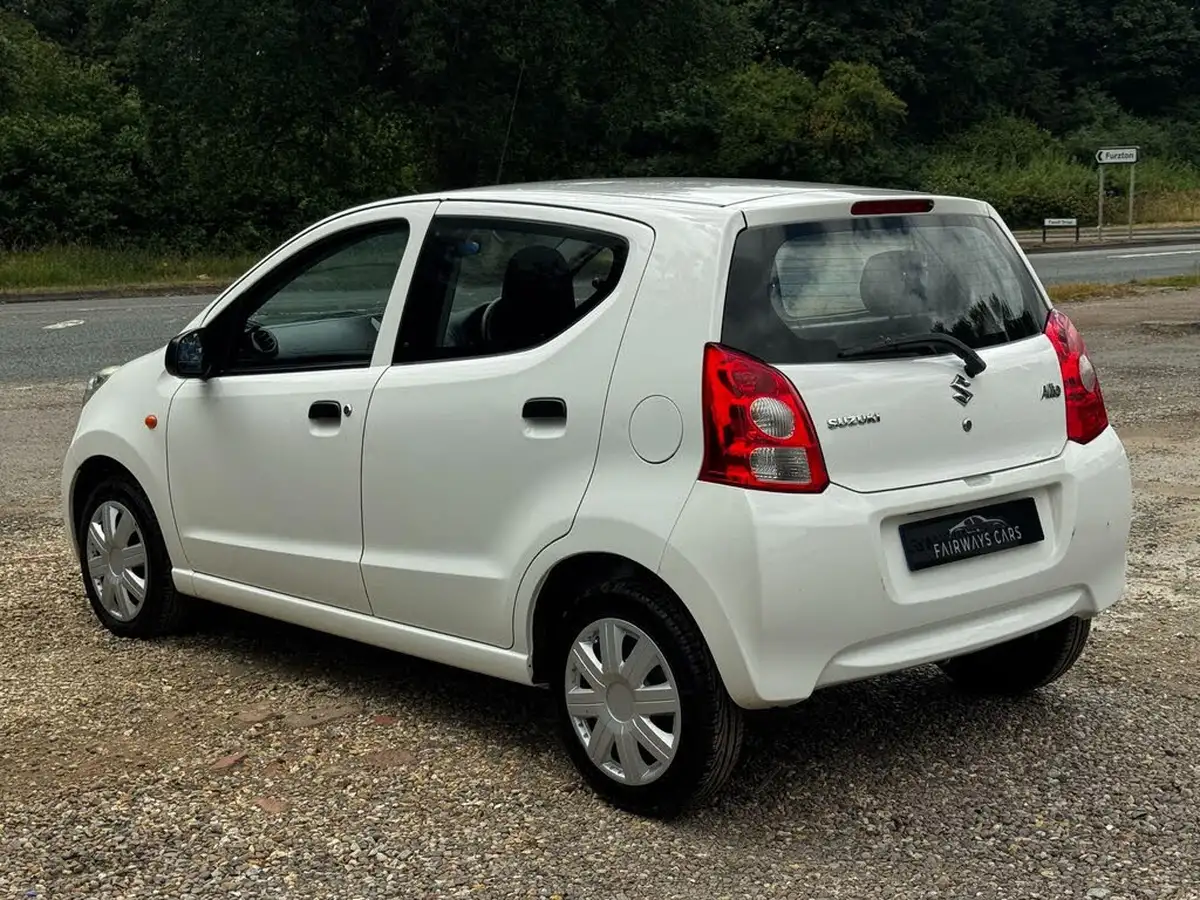 2014-suzuki-alto-10-sz-big-3