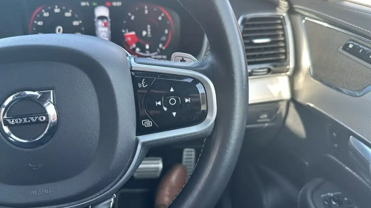 2020-volvo-xc90-20td-b5-r-design-big-19