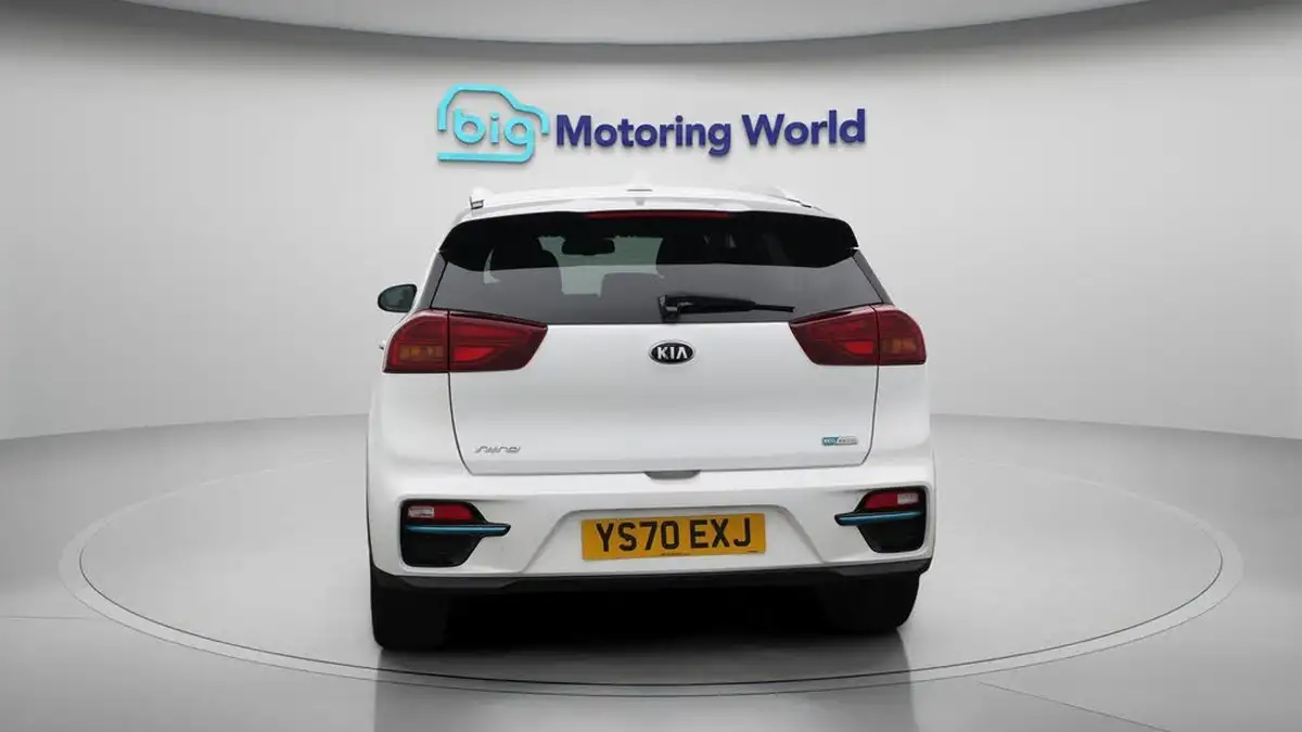 2020-kia-e-niro-ev-4-big-6