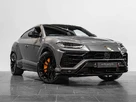 2021-lamborghini-urus-40-no-trim-small-5