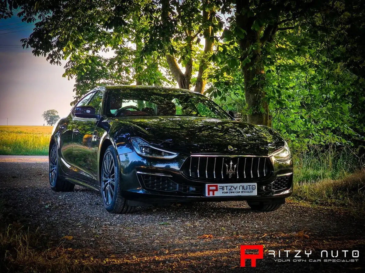 2017-maserati-ghibli-30-s-granlusso-ss-big-10