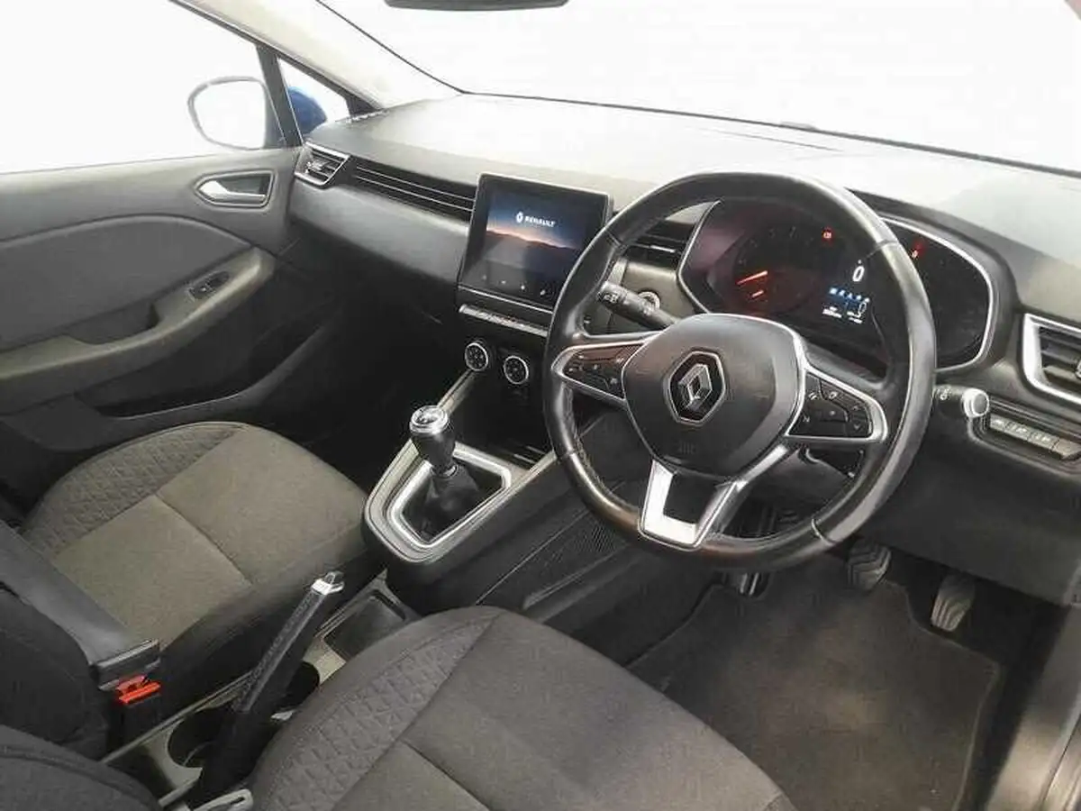 2020-renault-clio-10-sce-iconic-75bhp-big-9