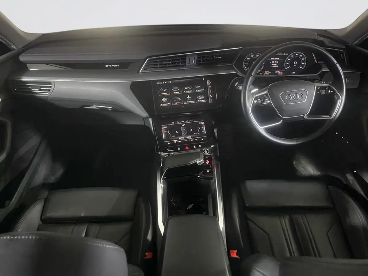 2022-audi-e-tron-55e-sport-station-wagon-big-2