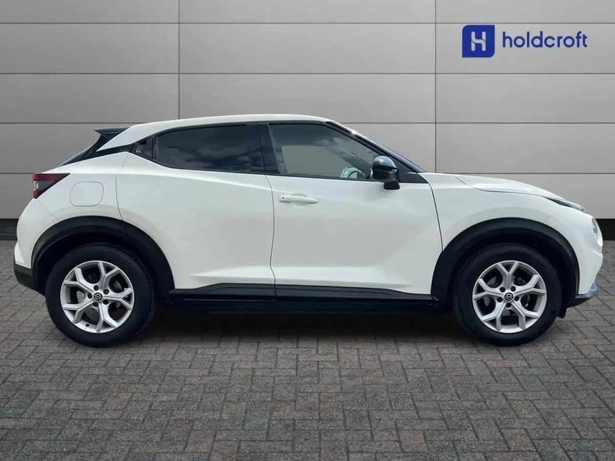 2022-nissan-juke-10-dig-t-n-connecta-big-2
