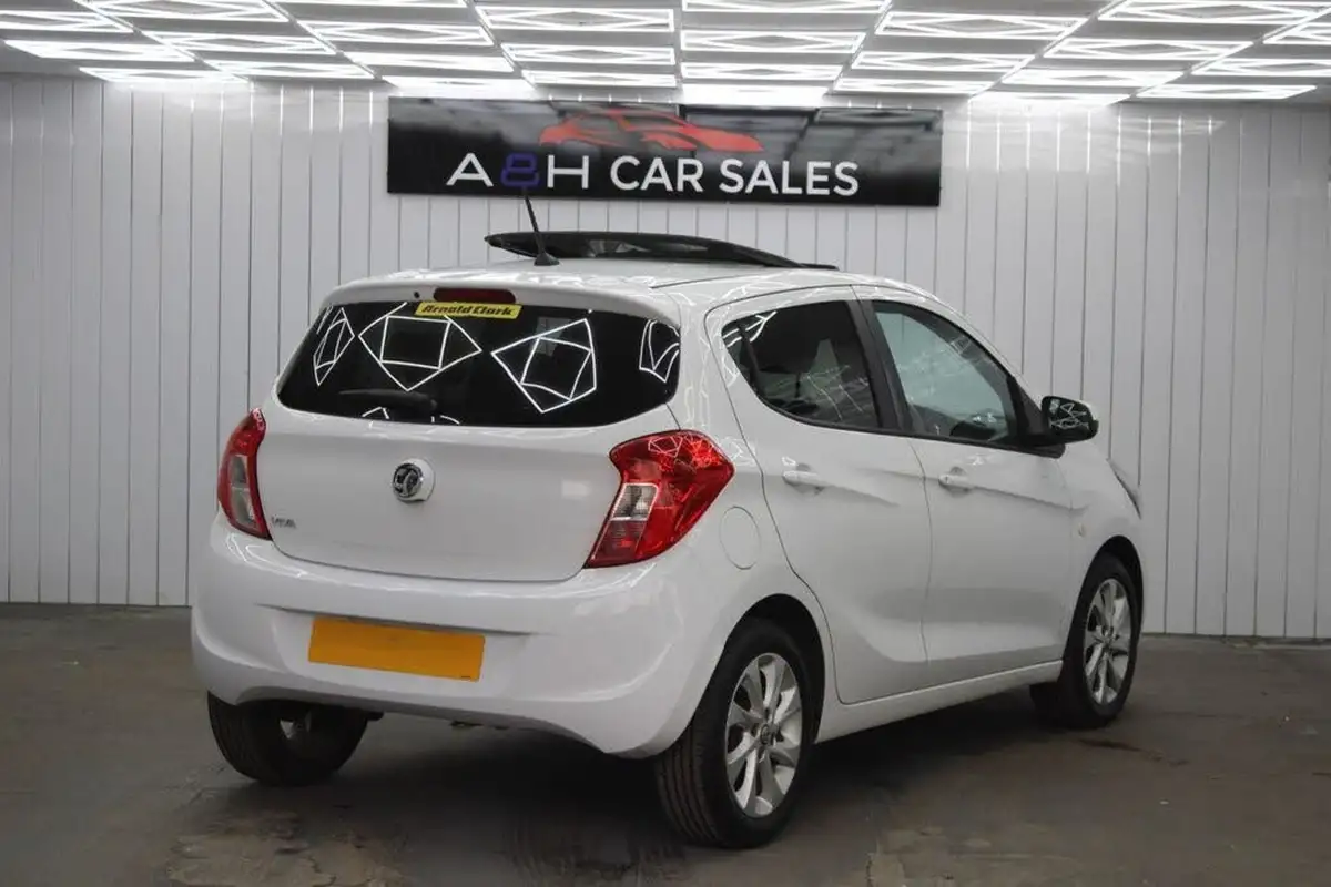 2016-vauxhall-viva-10i-sl-big-4
