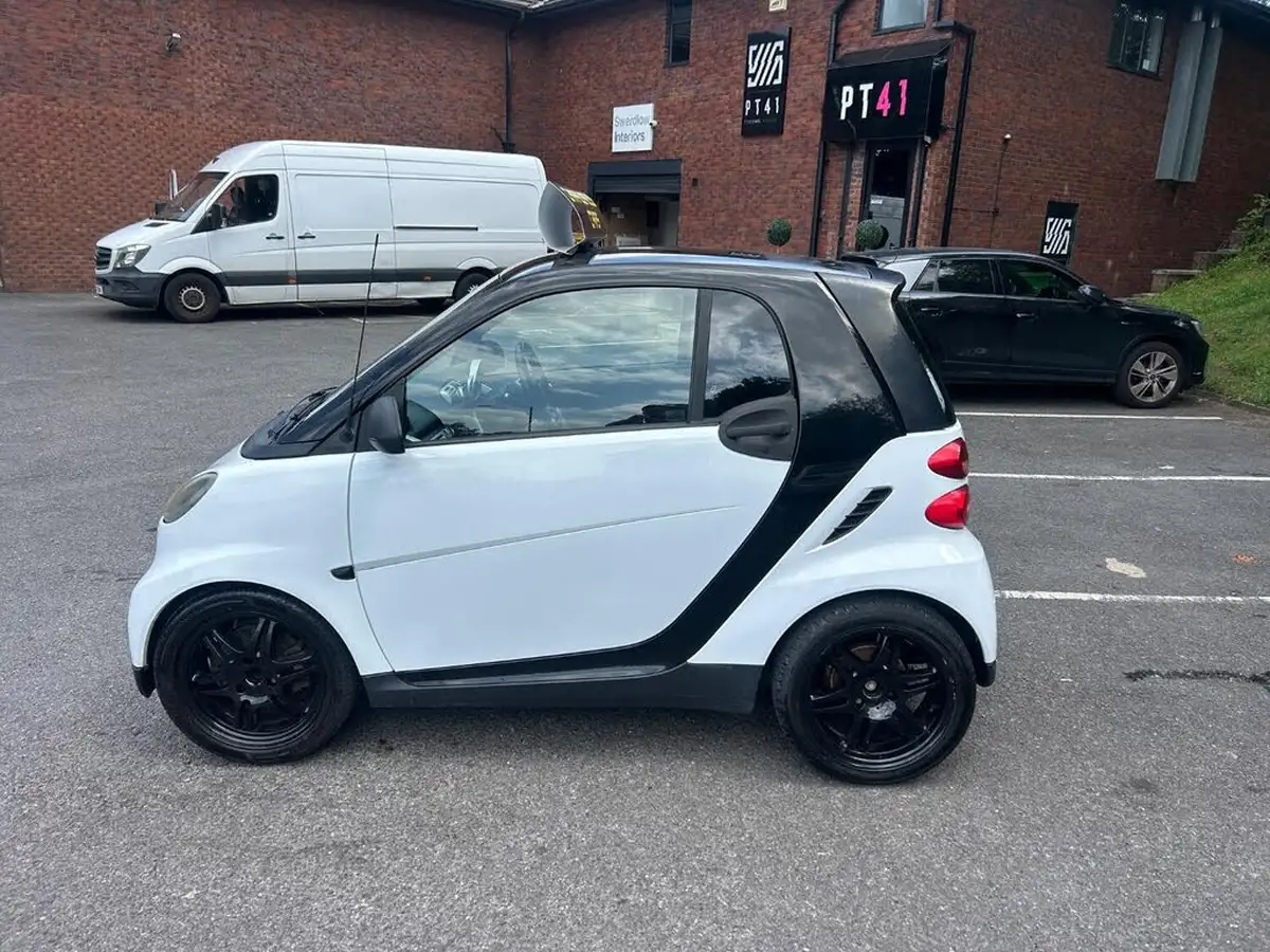 2012-smart-fortwo-10-brabus-xclusive-coupe-softouch-big-4