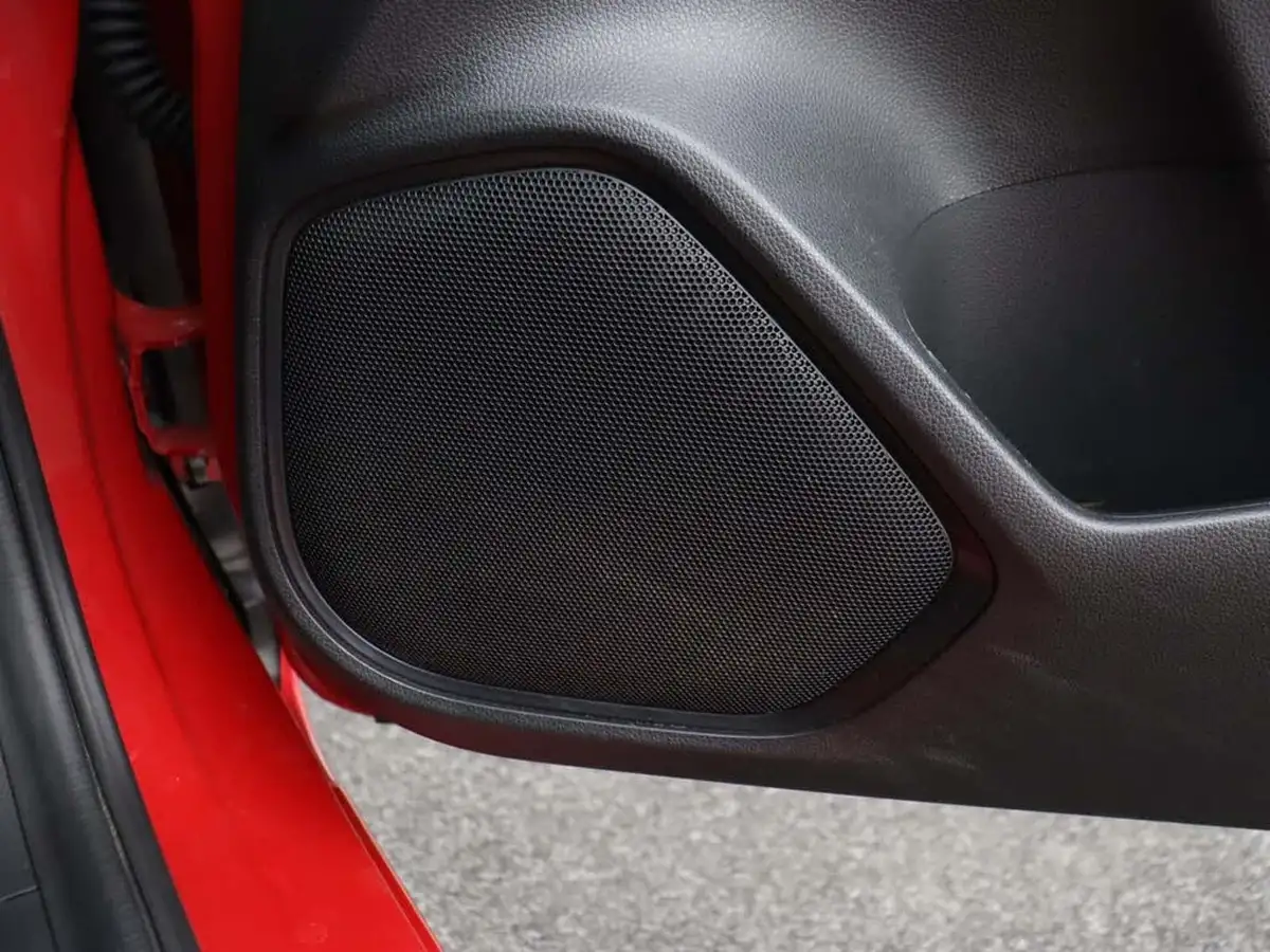 2019-honda-jazz-13-i-vtec-s-big-31
