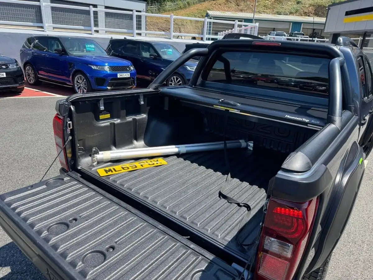 2019-isuzu-d-max-19td-yukon-nav-double-pickup-auto-big-15