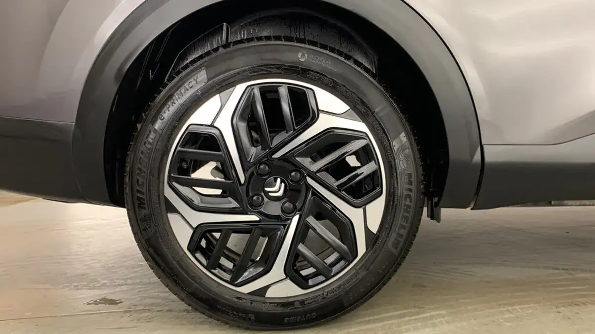 2024-citroen-c4-x-12-puretech-max-130ps-ss-eat8-big-21