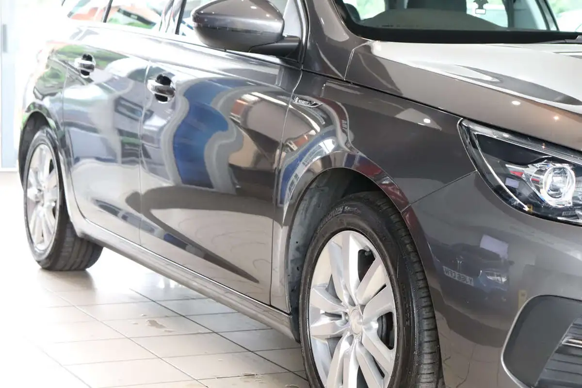 2018-peugeot-308-sw-15-bluehdi-active-15-bluehdi-130bhp-big-62