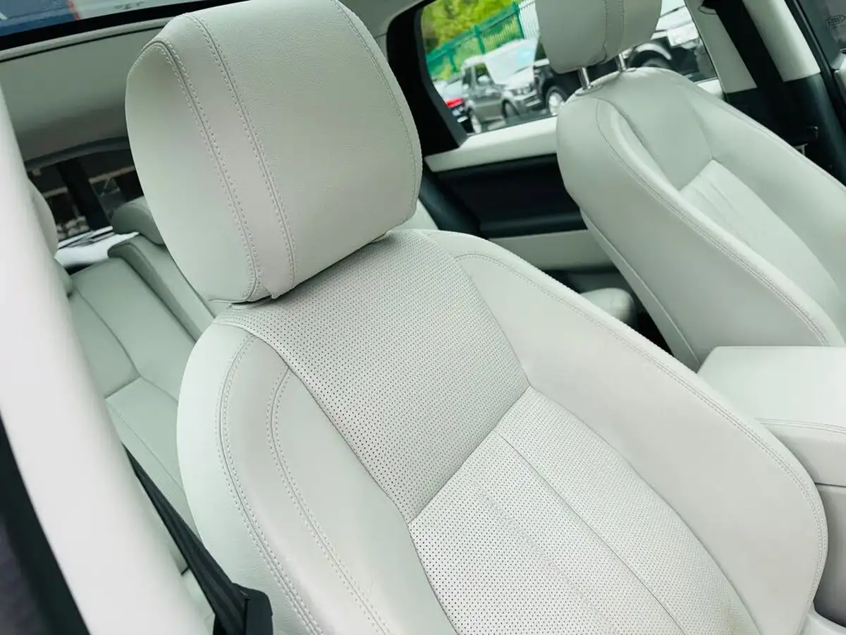 2016-land-rover-discovery-sport-20td4-hse-180ps-4x4-auto-big-41