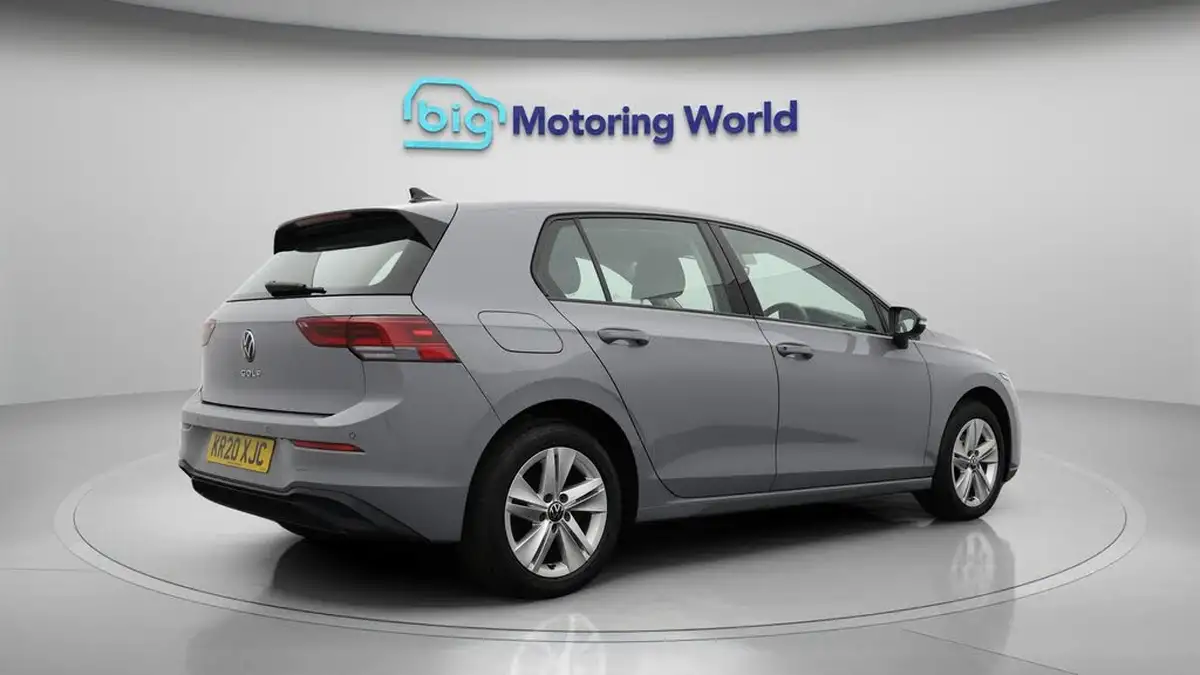 2020-volkswagen-golf-15-tsi-life-150ps-hatchback-big-7