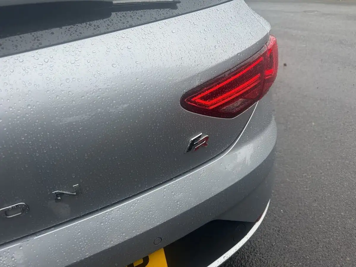 2020-seat-leon-15-tsi-evo-fr-150ps-hatchback-dsg-big-7