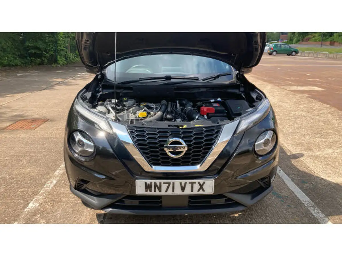 2021-nissan-juke-10-dig-t-n-connecta-big-7