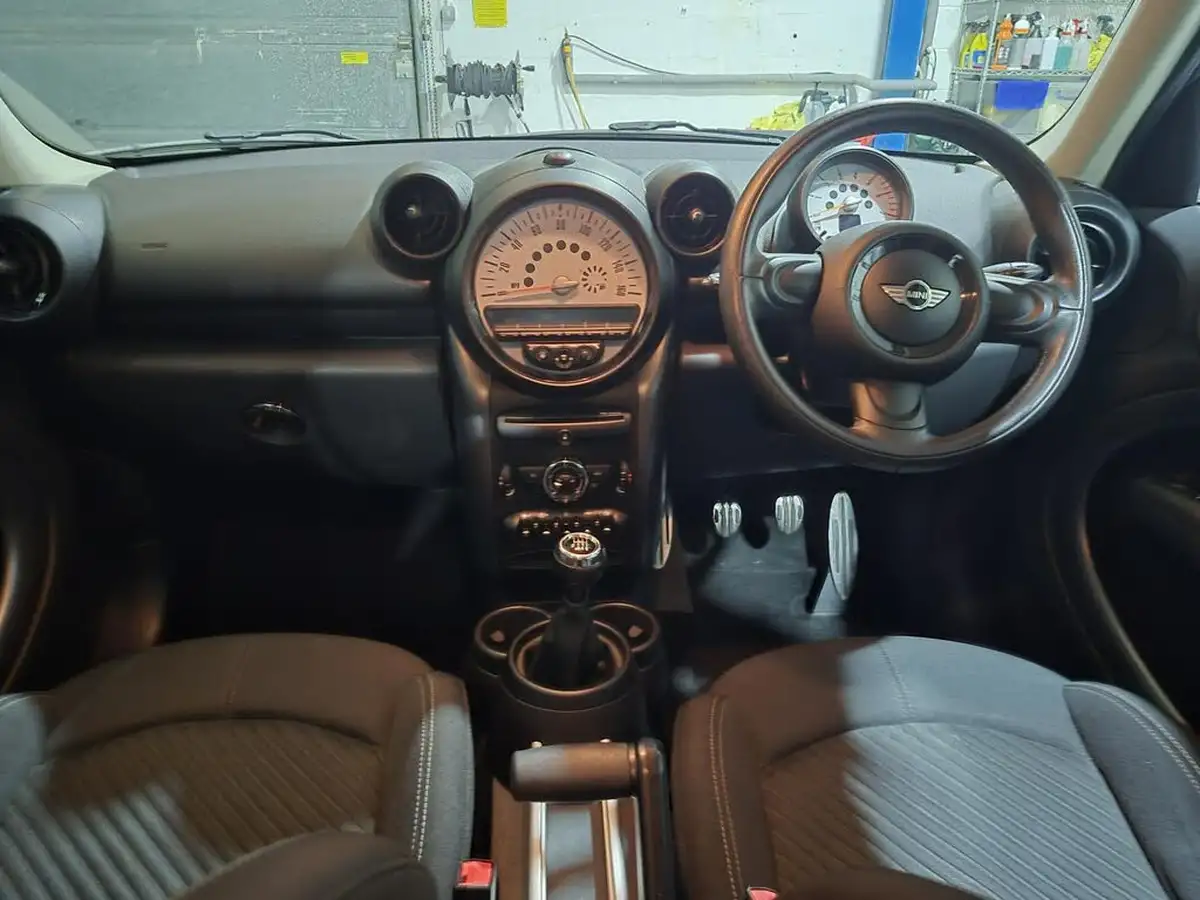 2014-mini-countryman-20td-cooper-sd-big-22