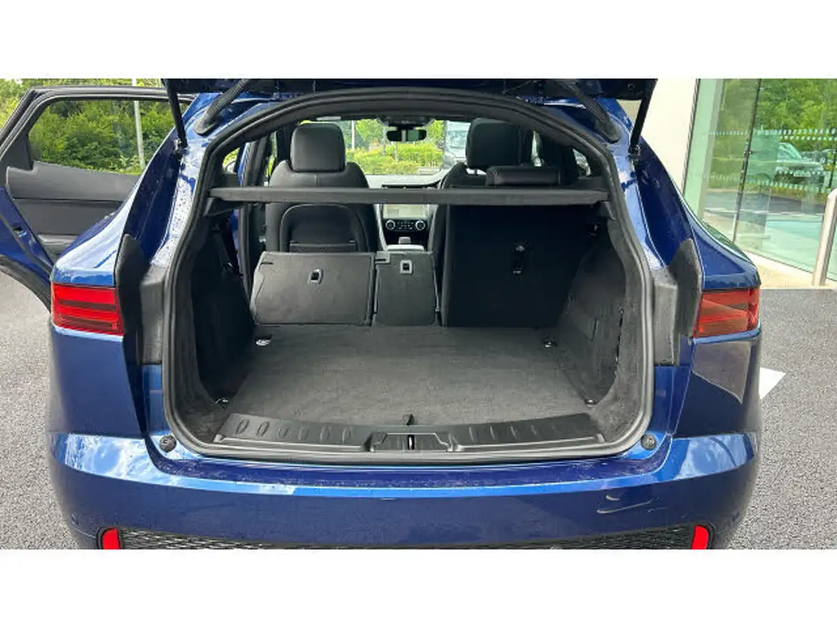 2021-jaguar-e-pace-20-d200-r-dynamic-black-big-30