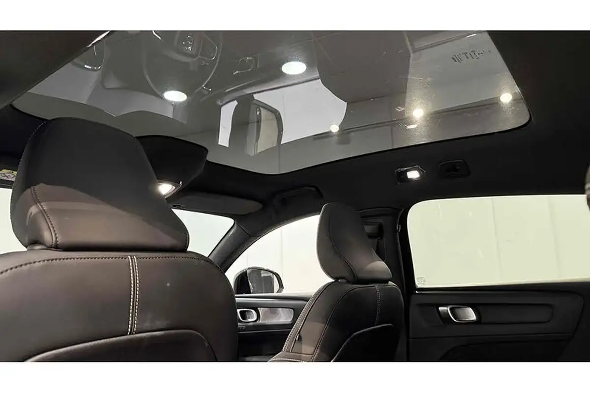 2022-volvo-c40-e-twin-recharge-pro-big-40