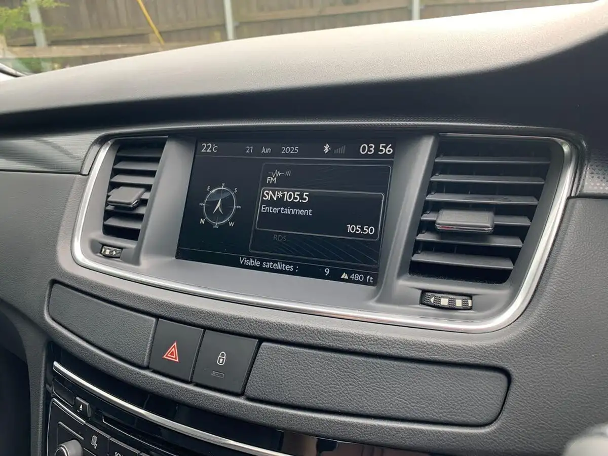 2013-peugeot-508-20hdi-allure-navigation-140bhp-fap-big-7
