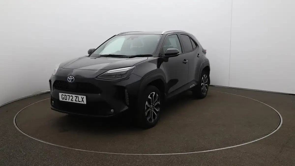2022-toyota-yaris-cross-15-vvt-i-design-big-37