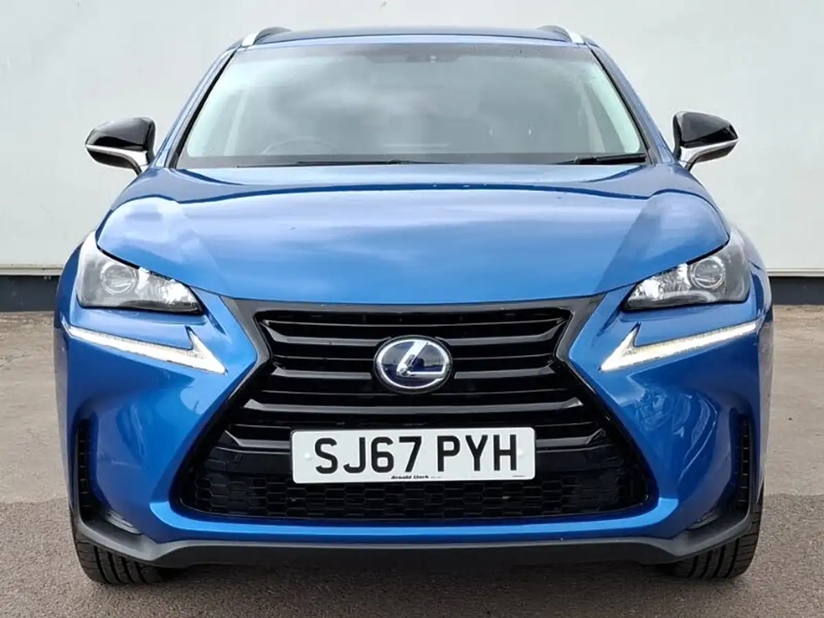 2017-lexus-nx-300h-25-sport-big-18