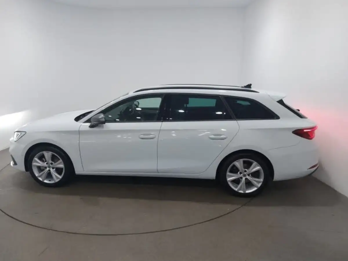 2024-seat-leon-15-etsi-fr-150ps-estate-big-3