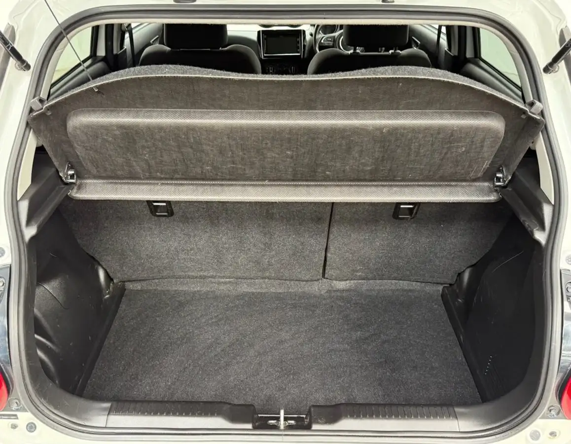 2018-suzuki-swift-10-boosterjet-sz-t-111ps-big-29