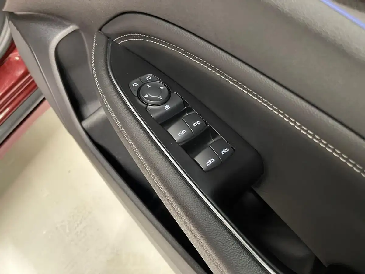 2018-vauxhall-insignia-grand-sport-20td-sri-vx-line-nav-big-75
