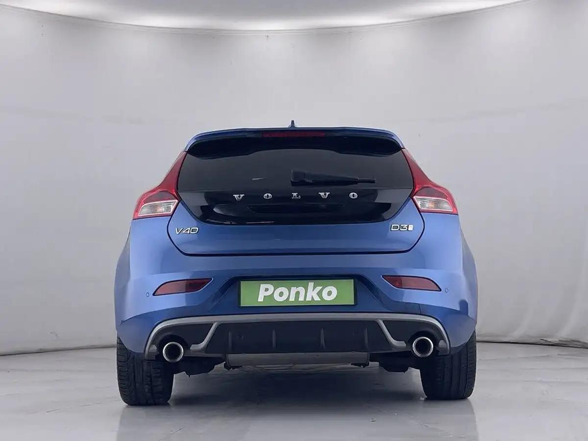2018-volvo-v40-20td-d3-r-design-nav-plus-big-16