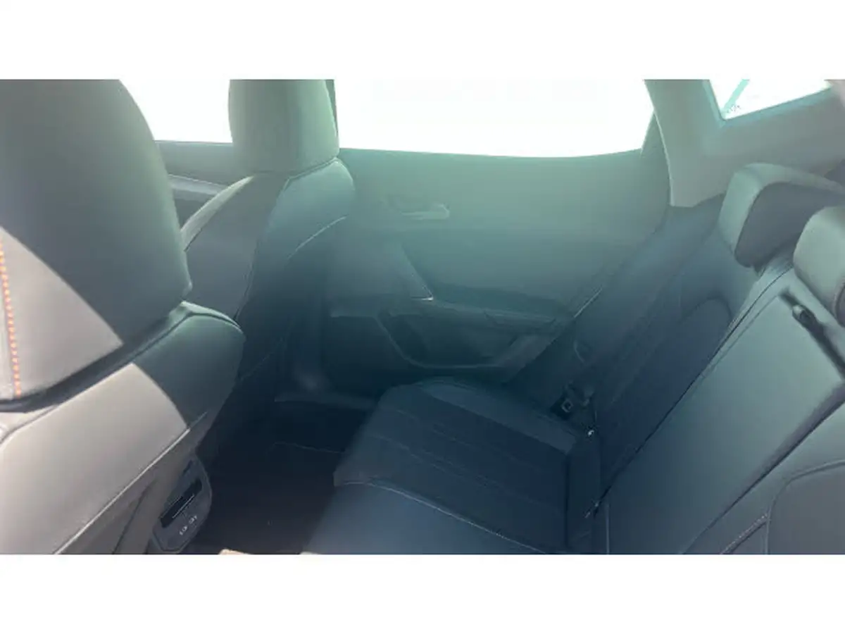 2024-cupra-formentor-14-e-hybrid-v1-big-15