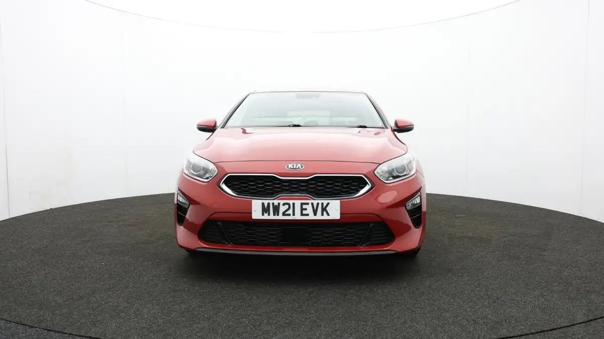 2021-kia-ceed-16crdi-3-48v-mhev-hatchback-big-57