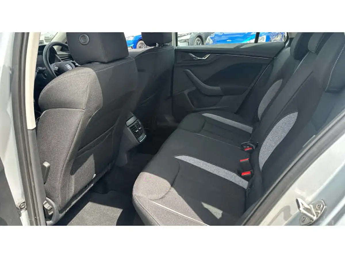 2024-skoda-scala-10-tsi-se-116ps-big-15