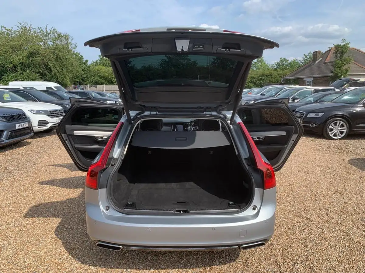 2017-volvo-v90-20td-d4-inscription-big-50