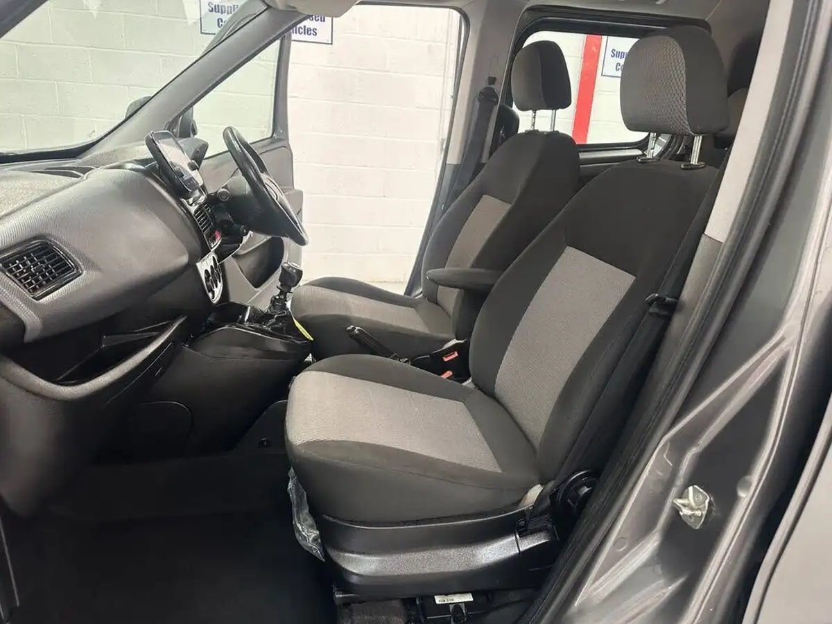 2022-fiat-doblo-cargo-16jtd-l2h1-maxi-tecnico-105bhpeu6d-passenger-big-15