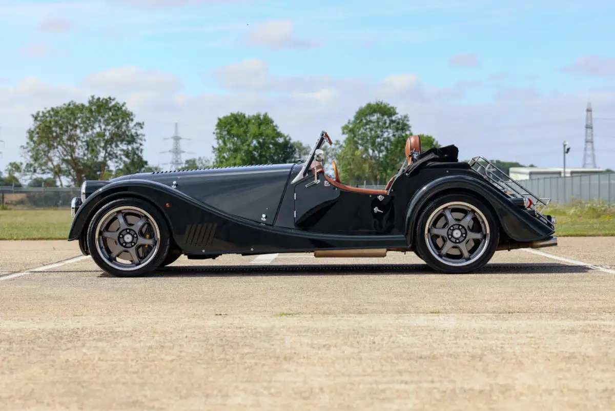 2017-morgan-plus-8-48-big-6