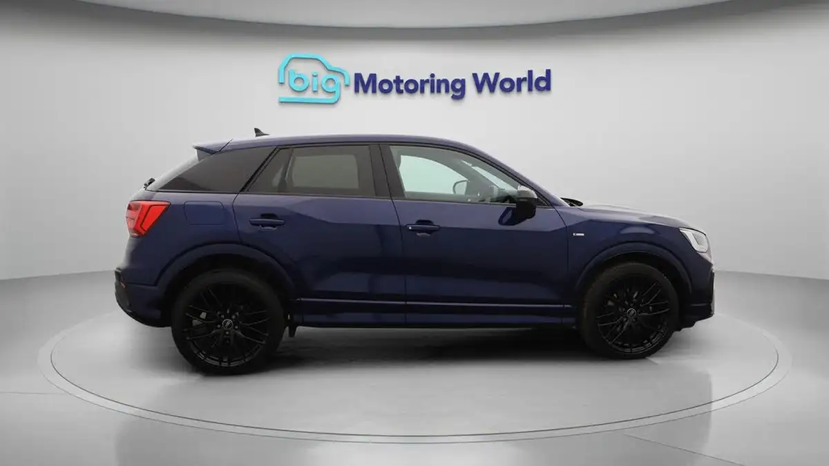 2023-audi-q2-15-35-tfsi-black-edition-s-tronic-big-8