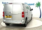 2019-toyota-proace-20d-design-medium-120hpeu6-panel-small-8
