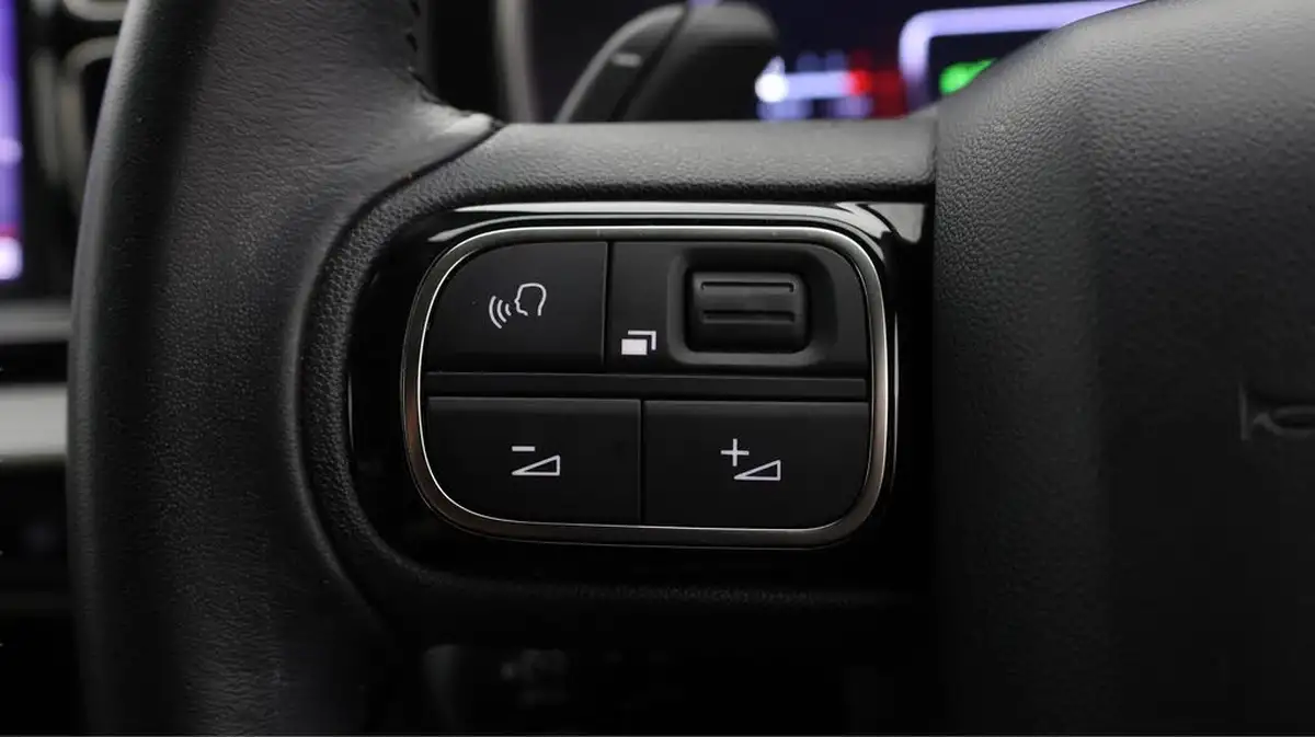 2020-citroen-c5-aircross-15bluehdi-flair-plus-eat8-big-22