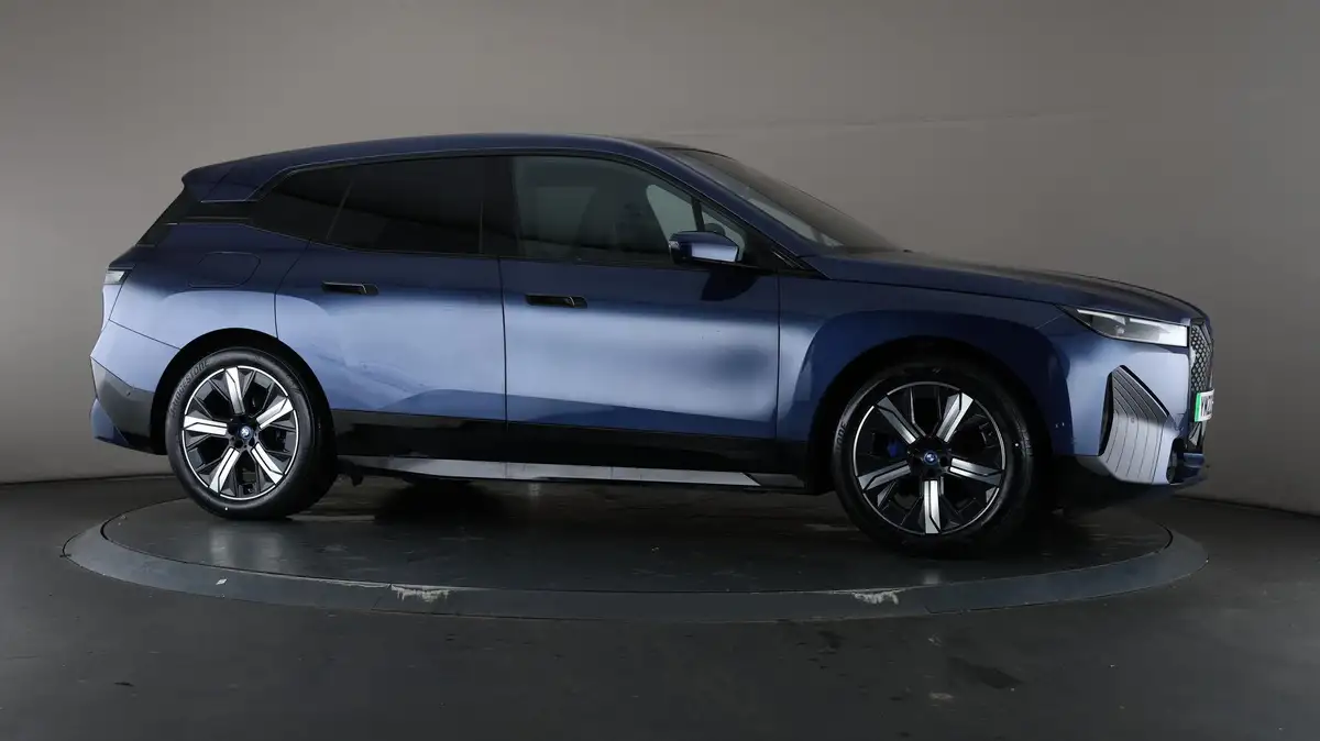 2022-bmw-ix-e-xdrive-40-m-sport-edition-big-66