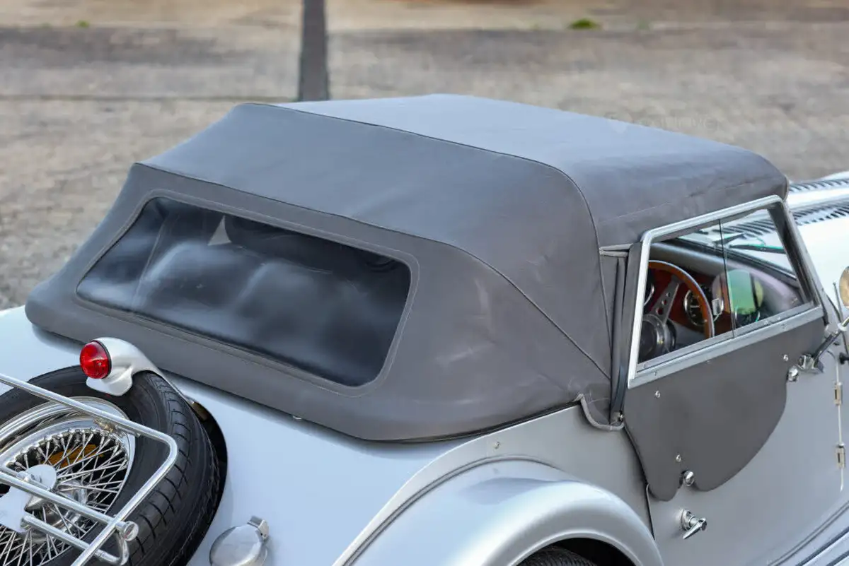 2008-morgan-plus-4-20-2-seat-big-45