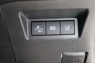 2020-toyota-yaris-15-vvt-i-icon-98bhp-hybrid-1497cc-e-cvt-small-54