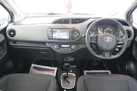 2020-toyota-yaris-15-vvt-i-icon-98bhp-hybrid-1497cc-e-cvt-small-2