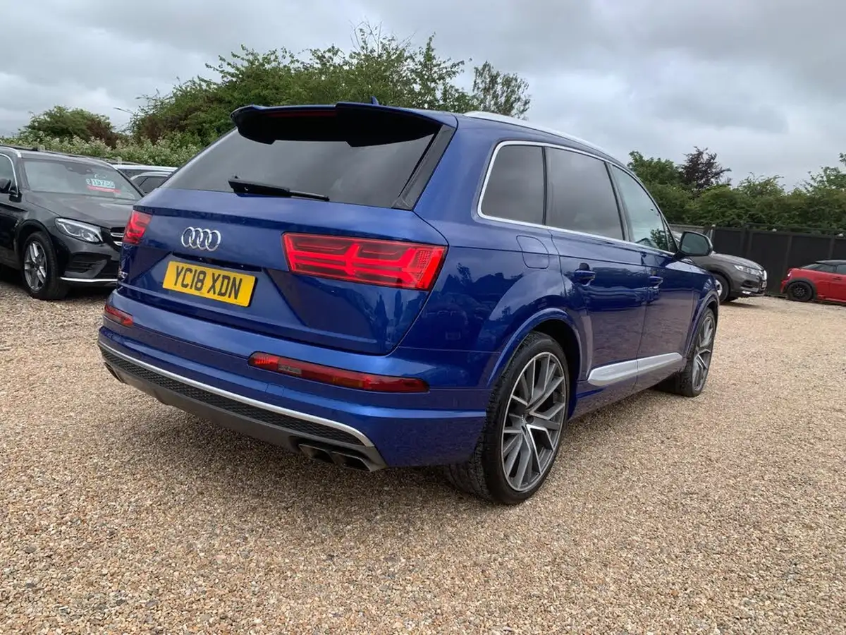 2018-audi-sq7-40tdi-vorsprung-big-10