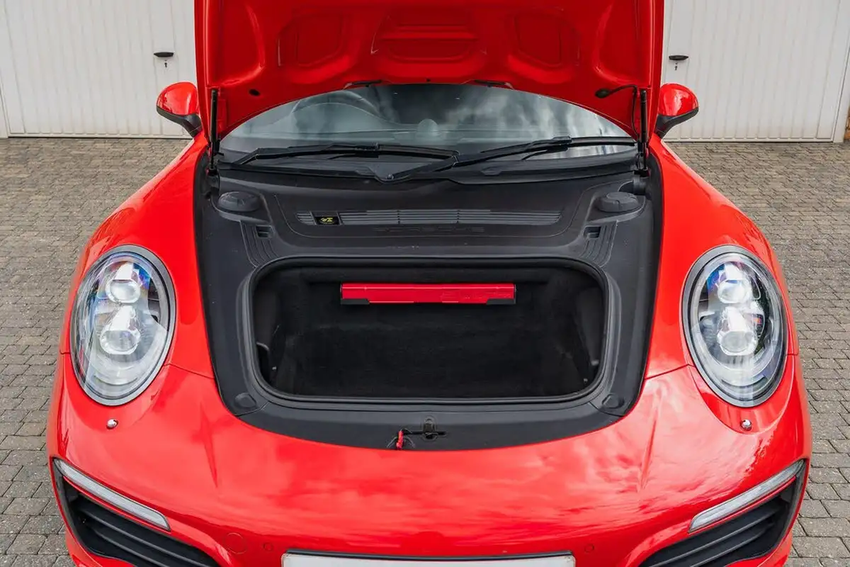 2016-porsche-911-30-carrera-s-coupe-pdk-big-8