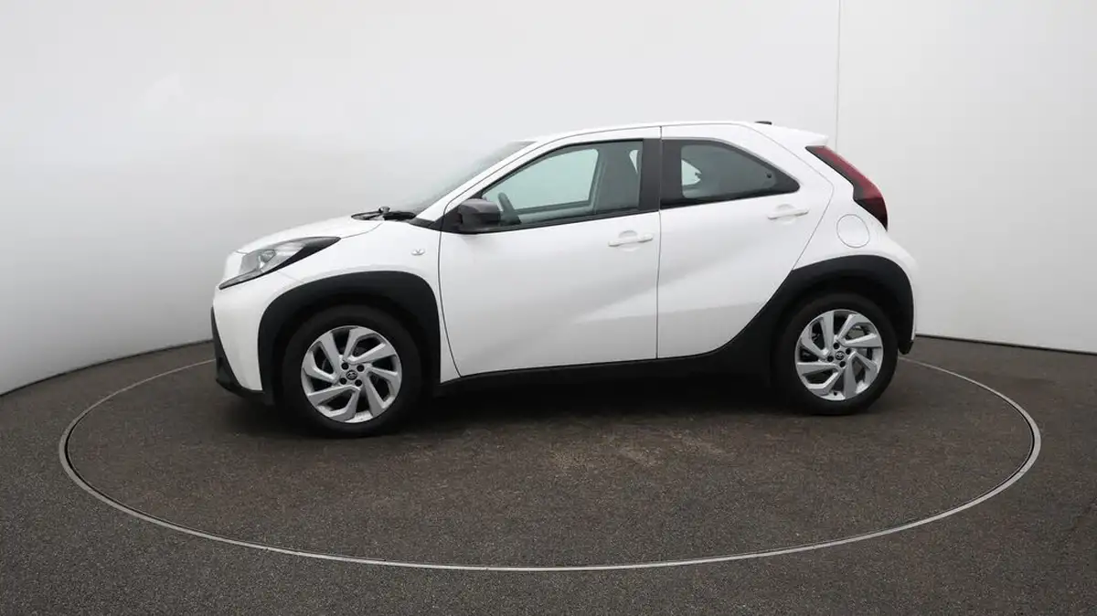 2022-toyota-aygo-x-10-vvt-i-pure-big-62