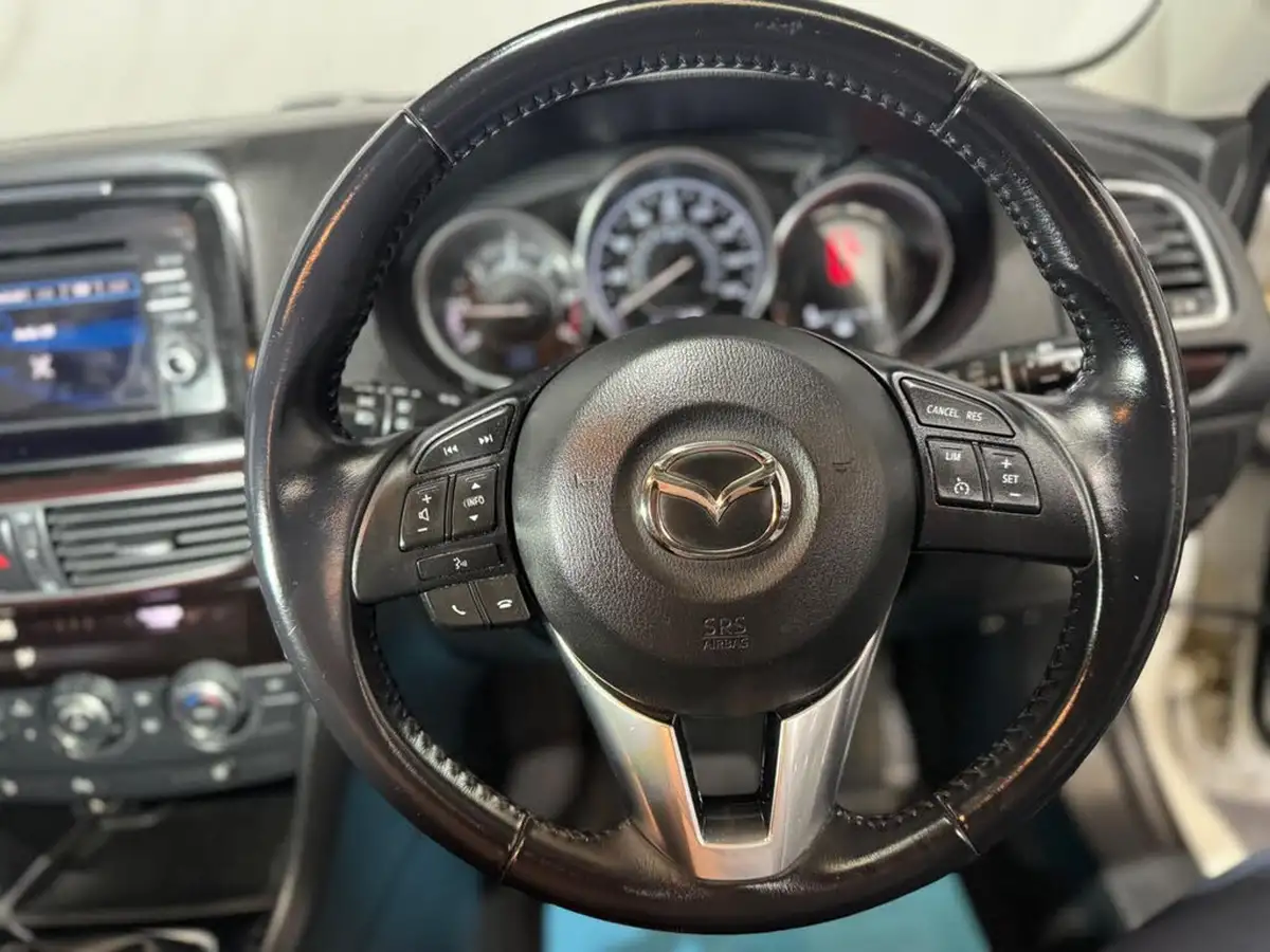 2014-mazda-mazda6-22td-sport-150ps-nav-tourer-5d-big-22