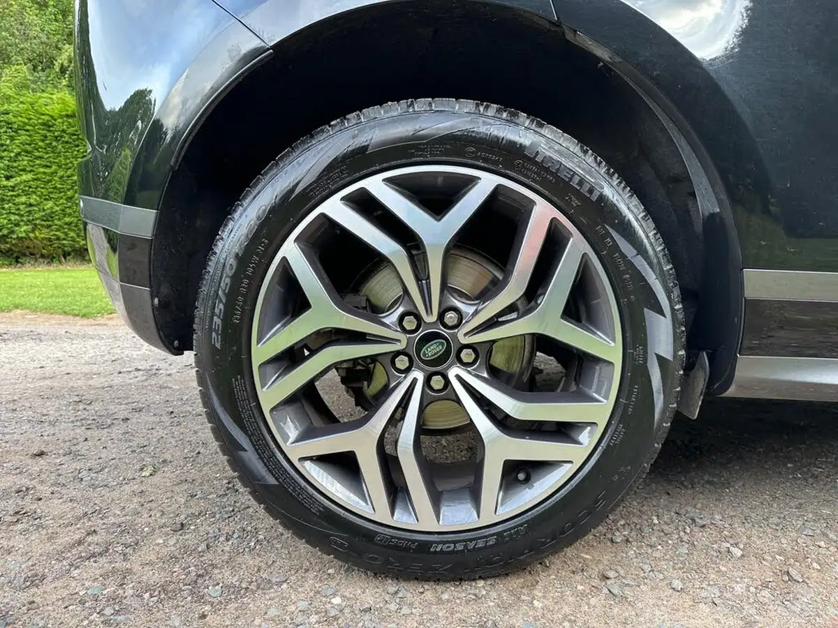 2022-land-rover-range-rover-evoque-20-d200-r-dynamic-hse-big-17