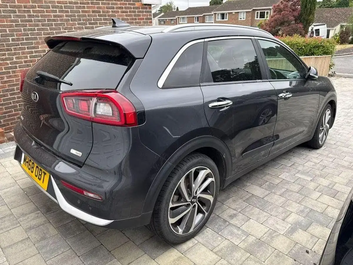 2019-kia-niro-16-gdi-3-156kwh-big-3