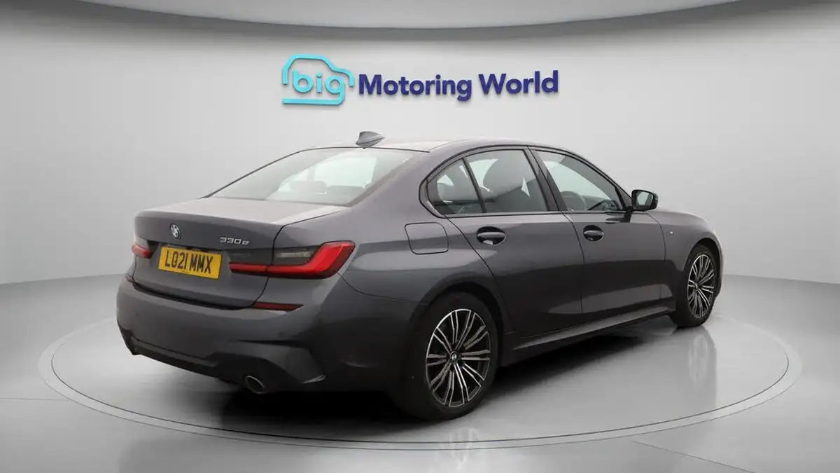 2021-bmw-3-series-20-330e-m-sport-tech-packpro-pack-saloon-4d-big-7