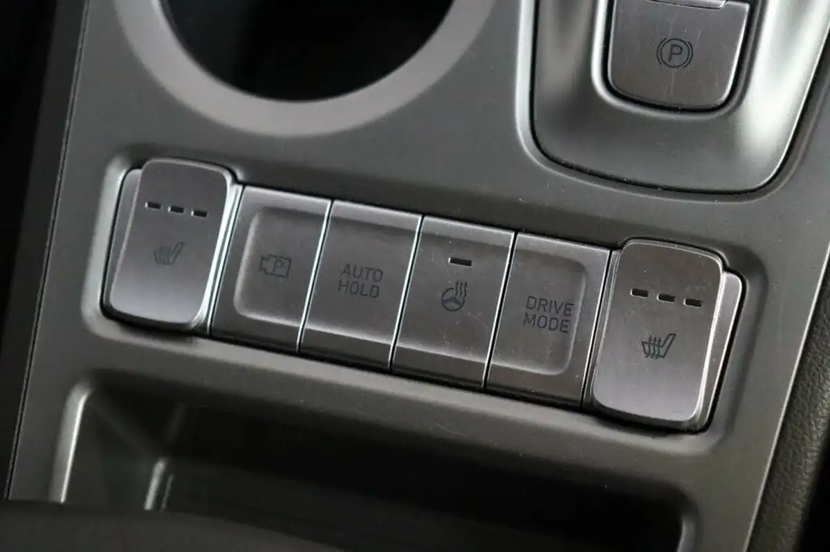2021-hyundai-kona-e-premium-204ps-64kwh-7kw-obc-big-29
