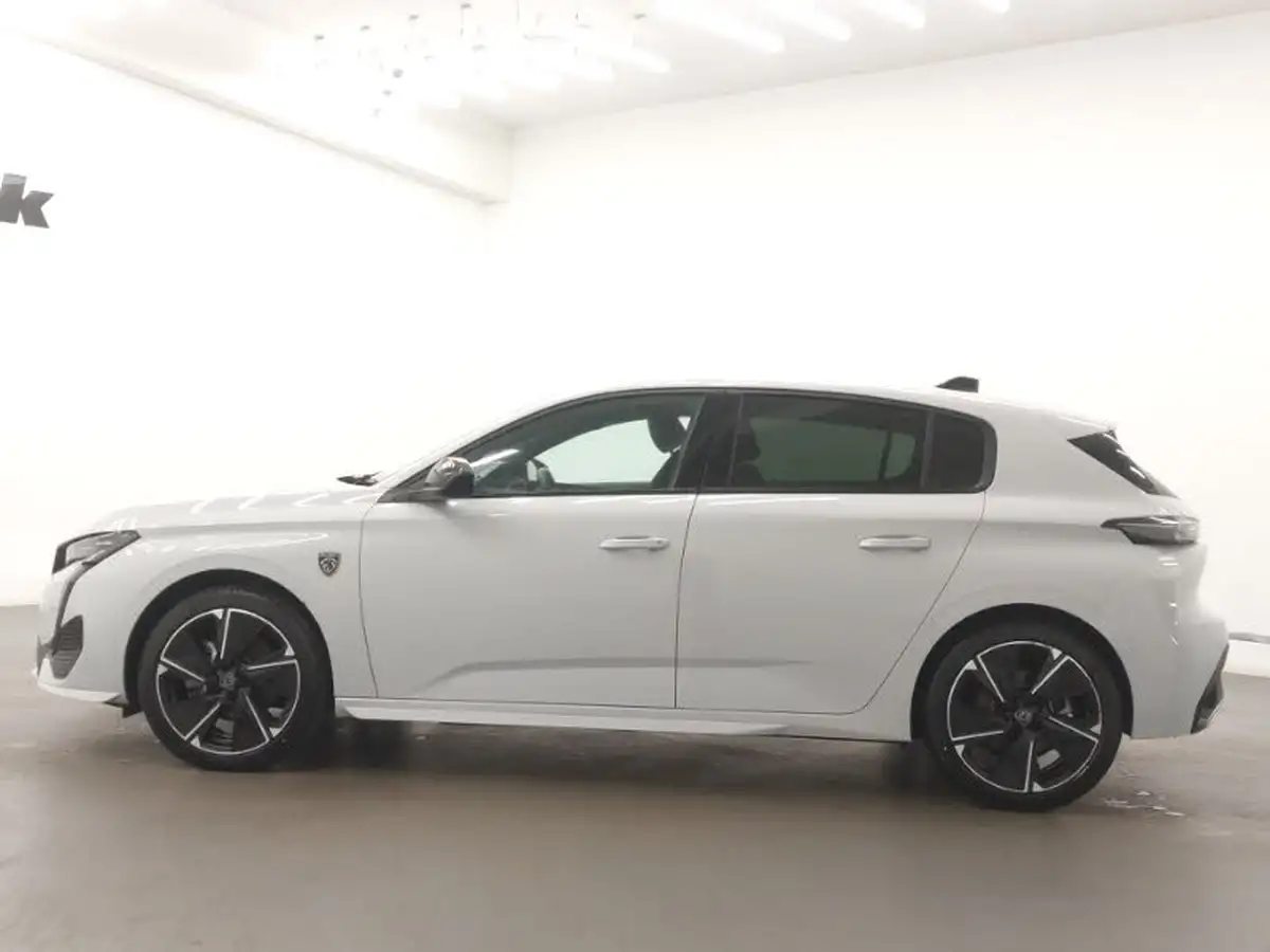 2024-peugeot-308-e-gt-big-3